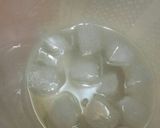 A picture of step 4 of Kashmiri chai.