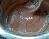 A picture of step 3 of Chocolate Chips Cupcakes.