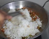 தக்காளி குடைமிளகாய் சாதம்(Thakkali kudaimilakaai saatham recipe in tamil) ரெசிபி ஸ்டேப் 8 புகைப்படம்