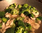 Foto langkah ke 3 dari resep Sayur Brokoli ayam.