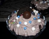 صورة لخطوة 3 من وصفة ترايفل شوكولاته 😋😋😋😋