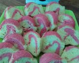 Foto langkah ke 5 dari resep Bolu kukus.