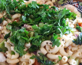 Foto del paso 4 de la receta: Ensalada mediterránea de pasta y langostinos