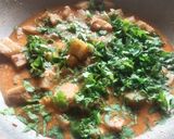 A picture of step 3 of Peanut banana curry.