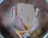 Foto del paso 13 de la receta: Pollo asado a la imperial con patatas asadas, huevos y olivas