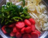 A picture of step 2 of Vegetable oats khirchi.