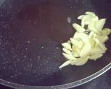 รูปขั้นตอนการทำที่ 2 ของ เต้าหู้ไข่ย่างผัดโต้เหมี่ยวหมูสับ