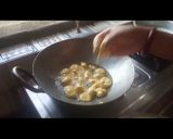 दही बेसन कड़ी पकोड़ा (DAHI BESAN KADHI PAKODA RECIPE IN HINDI) रेसिपी चरण 4 फोटो