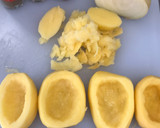 Foto del paso 1 de la receta: Mini tortilla de patatas con cebolla y bonito en escabeche