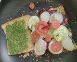 A picture of step 5 of Tadkewala Beetroot Sandwich.