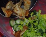 A picture of step 9 of Fattush salad.