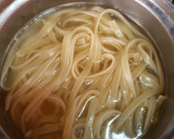 Foto del paso 1 de la receta: Tallarines al pimiento