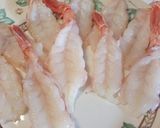A picture of step 1 of Prawn cocktail starter.