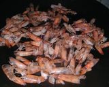 Foto langkah ke 2 dari resep Kaldu Udang Bubuk Homemade MPASI.