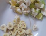 A picture of step 2 of Fruit chaat.