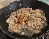 Foto del paso 3 de la receta: Canelones de pollo y champiñones al curry
