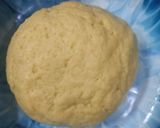 Foto langkah ke 1 dari resep Pastel mini isi abon Lembut dan Renyah.