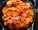 Foto del paso 2 de la receta: Guiso de lentejas con albondiguitas de chorizo