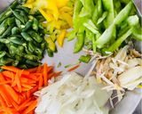চাইনিস ভেজ সিজলার (chinese veg sizzler recipe in Bengali) রেসিপি ধাপ - 1 ছবি