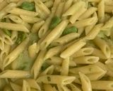 Foto del passaggio 6 della ricetta Penne con Crema di Fave e Limone