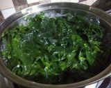Foto langkah ke 1 dari resep Gulai Daun Pepaya Jepang Sederhana.