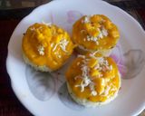 A picture of step 6 of Mango pizza dhokla.