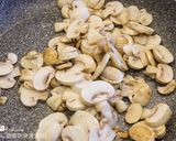 紅酒蘑菇燉漢堡排的食譜步驟4照片
