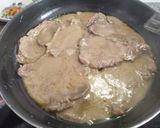 Foto del paso 3 de la receta: Filetes de ternera con salsa al whisky – exprés