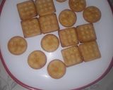 A picture of step 2 of Biscuits canapes.