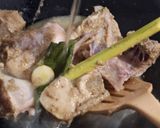 Foto langkah ke 2 dari resep Opor Ayam Kuah Putih.