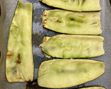 Foto del paso 2 de la receta: Calabacín relleno de pisto con queso emmental