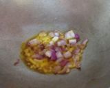 A picture of step 2 of Cheesy Egg sandwich.