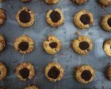 Foto langkah ke 8 dari resep Thumbprint Cookies.