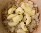 A picture of step 6 of Cabbage with Sausages (Choucroute Garnie or Sauerkraut with Sausages).