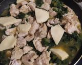 Foto del paso 2 de la receta: Salteado de acelga y pollo,🤤