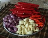 Foto langkah ke 3 dari resep Bumbu dasar.