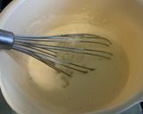 Une image de l'étape 4 de Flan bonhomme au fromage blanc, groseilles rouges et citron.