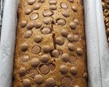 Foto langkah ke 6 dari resep Banana Bread Dark Chocochips with Walnut.