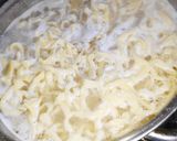 Foto del paso 5 de la receta: Tallarines caseros al huevo con albóndigas de película