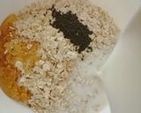 A picture of step 2 of Overnight Oats.