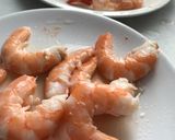 Foto del paso 3 de la receta: Alcachofas salteadas con langostinos