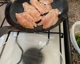 Foto del paso 1 de la receta: Pechuga a la plancha con acelga