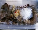Hình bước làm 2 của món Tôm rim mặn