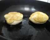 A picture of step 6 of Souffle Pancakes.