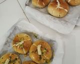 Foto langkah ke 8 dari resep Korean garlic cheese bread versi 2.