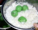 Foto langkah ke 4 dari resep Kue Klepon / Kue Malaka.