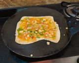 A picture of step 5 of Egg Paratha.