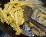 A picture of step 5 of Shami Burger with Coleslaw,French Fries & Quice Lemonade.