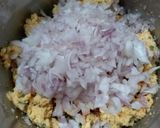 A picture of step 6 of South Indian Chana Dal Pakoda (Vada).
