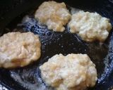 Foto del paso 5 de la receta: Tortitas de plátano y queso 🍌🧀
